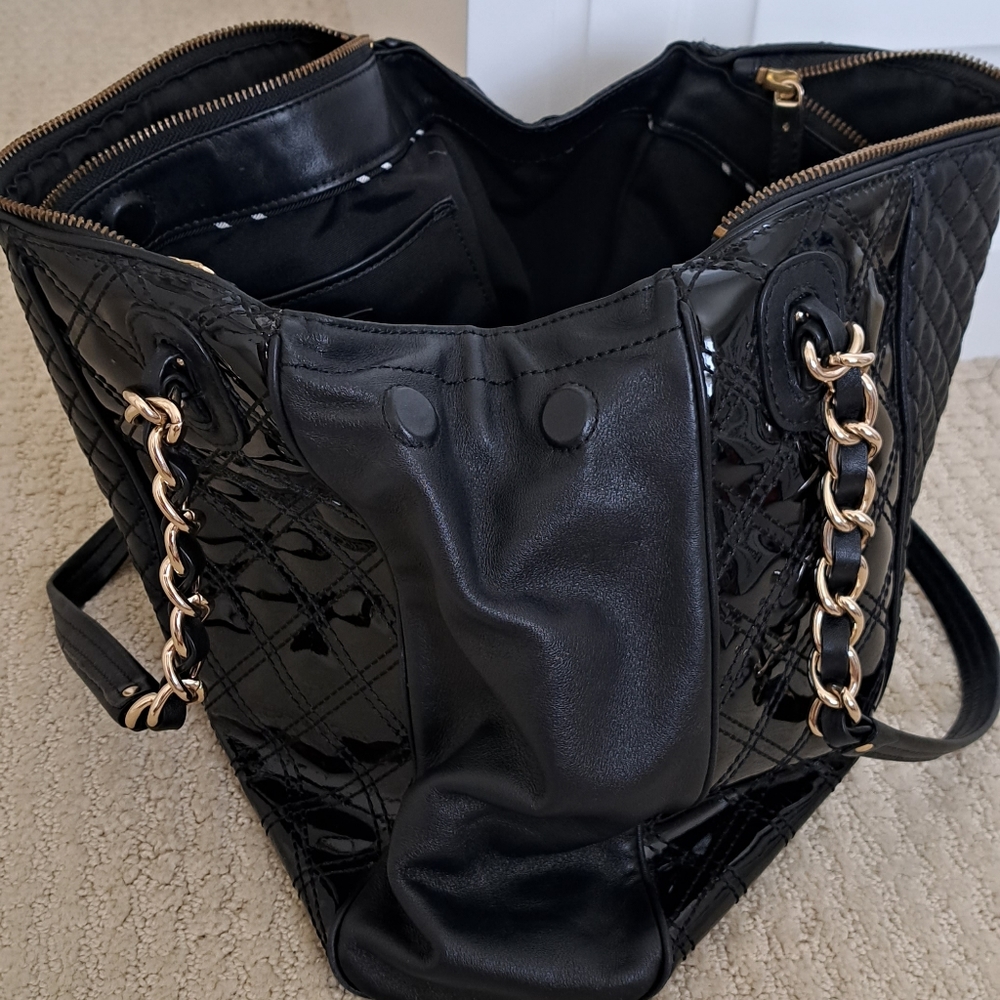 Brooks Brother Leather Bag with gold chain